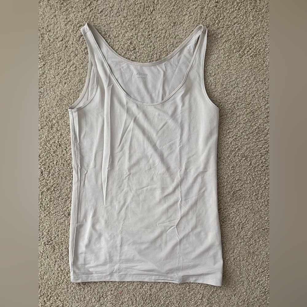 uniqlo airism tank